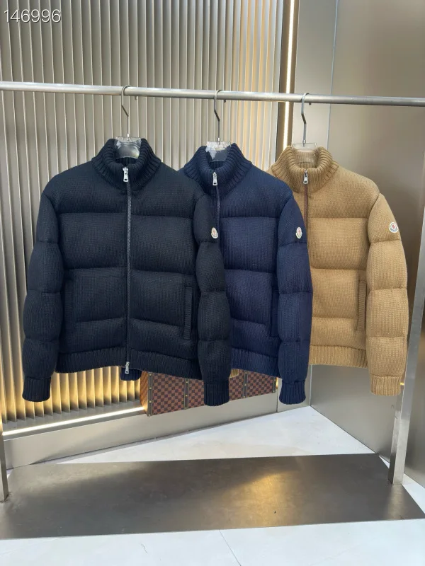Moncler sz1-5 26yr65